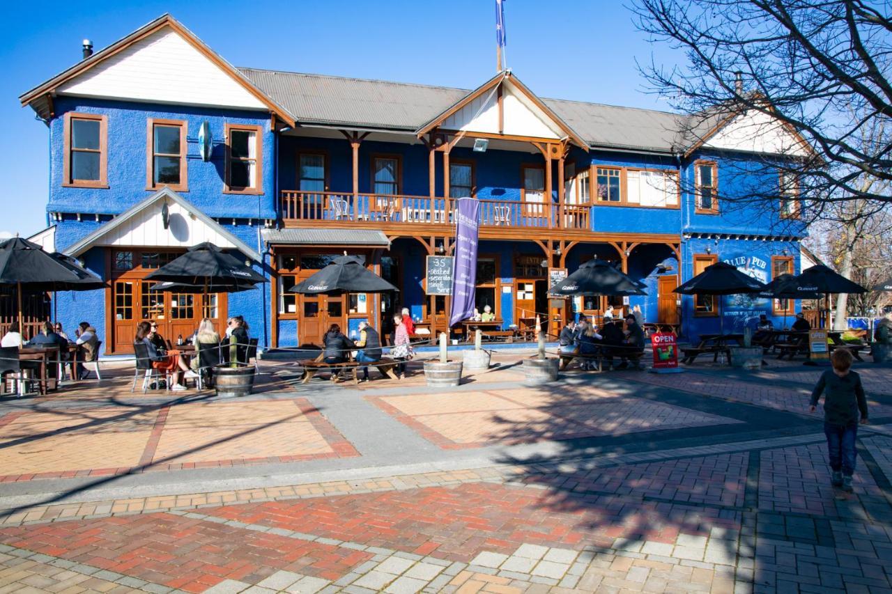The Blue Pub Hotel Methven Eksteriør billede