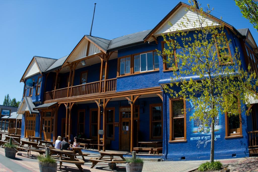 The Blue Pub Hotel Methven Eksteriør billede