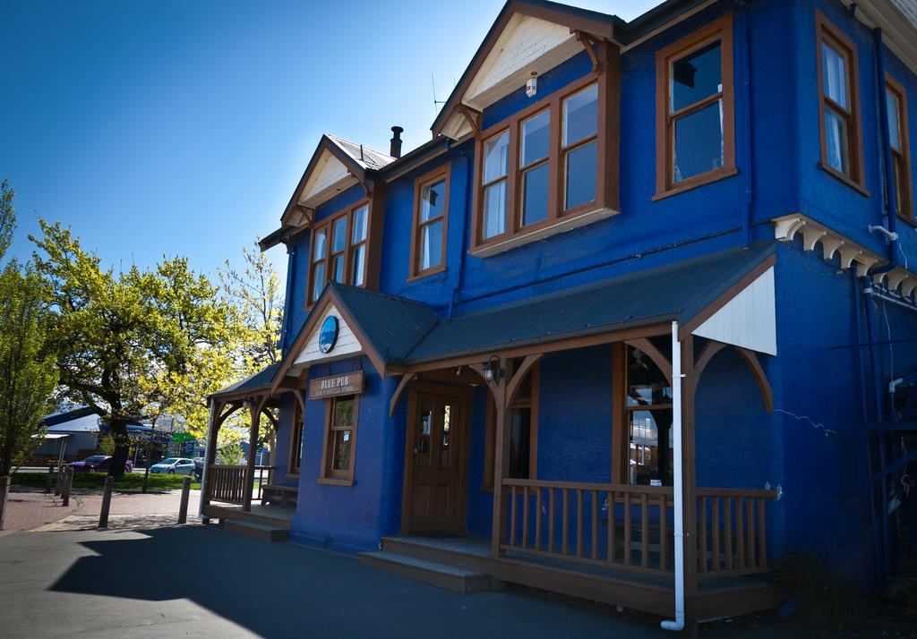 The Blue Pub Hotel Methven Eksteriør billede