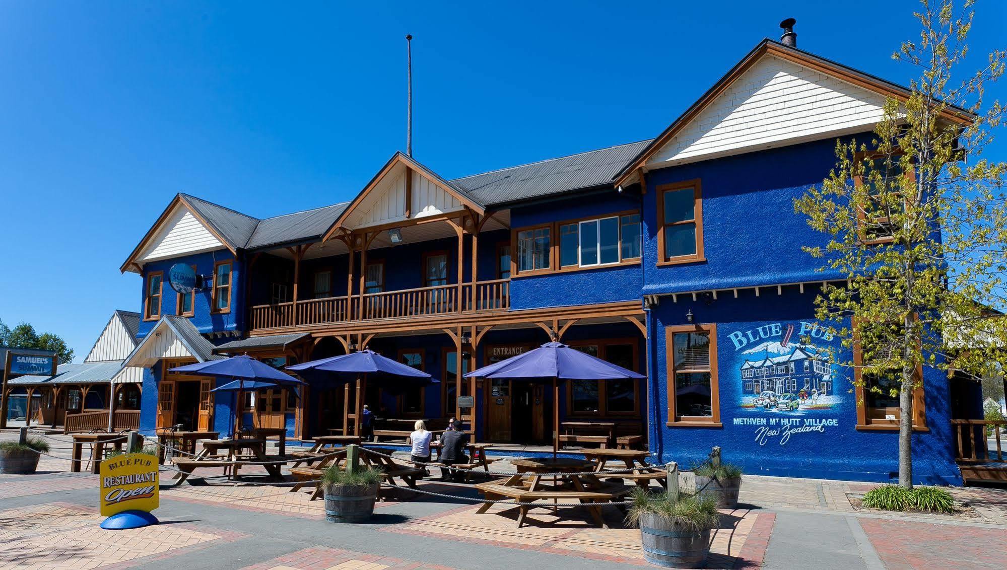 The Blue Pub Hotel Methven Eksteriør billede